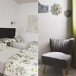 柏林旅馆 招待所 *